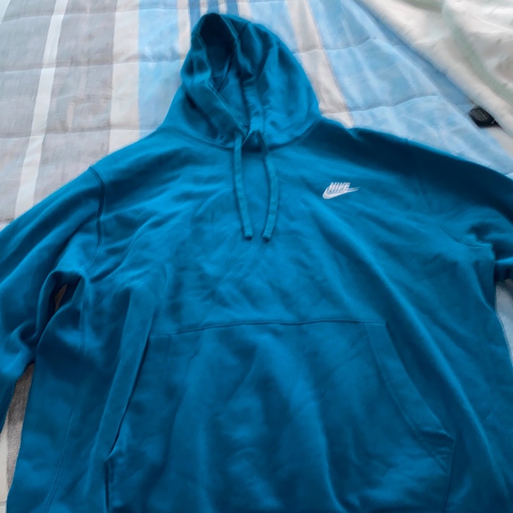 Authentic Nike hoodie size :Large